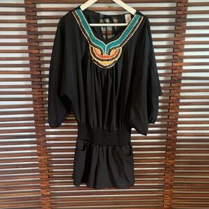🎉NEW LISTING!🎉Decapolis Romper
